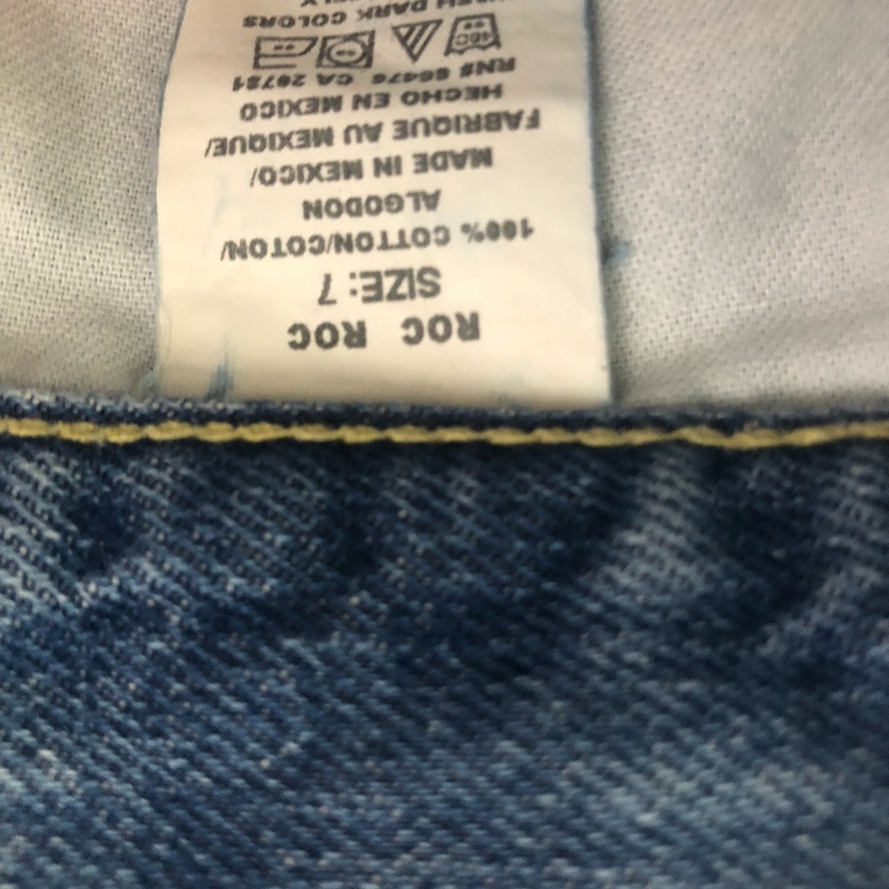 Vintage Tommy Hilfiger Medium Wash Jean Shorts - Picture 5 of 5